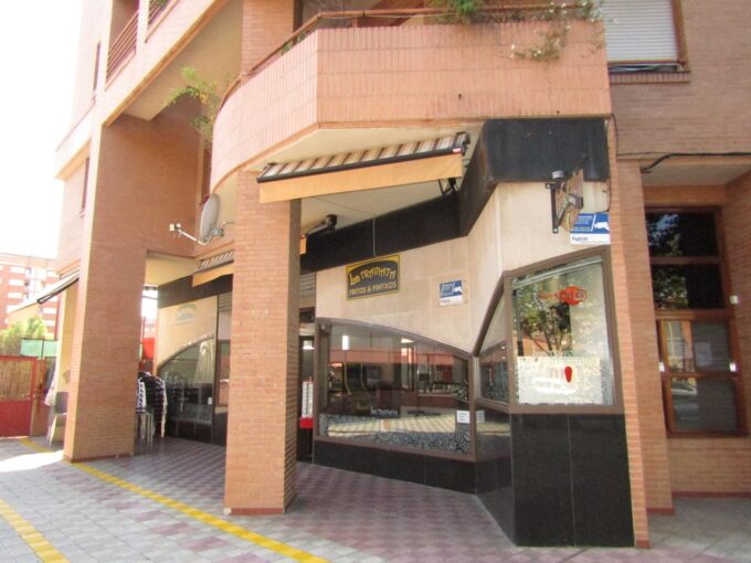 Imagen destacada de Local en venta en Logroño  con referencia L0205