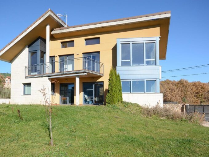 Imagen destacada de Casa / Chalet en venta en El Rasillo de Cameros  con referencia C2408