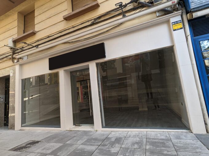 Imagen destacada de Local en alquiler en Logroño  con referencia AL03116