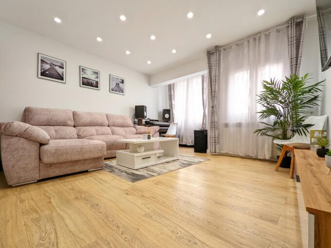 Imagen destacada de Piso en alquiler en Logroño de 83 m2. Ref: AP05280