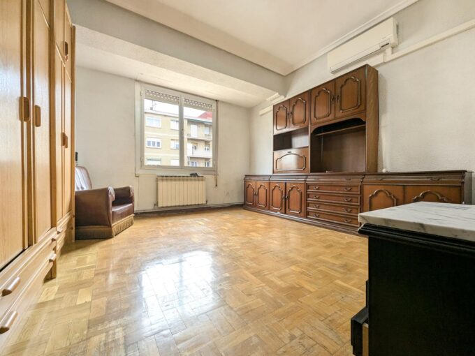 Imagen destacada de Piso en venta en Logroño  con referencia P04809