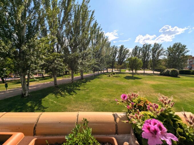 Imagen destacada de Piso en venta en Logroño  con referencia P07817
