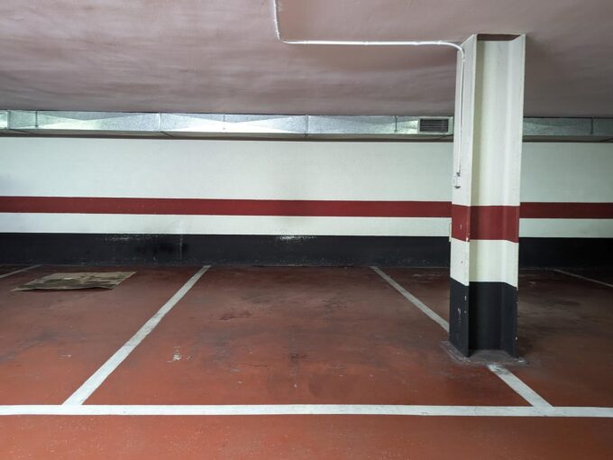 Imagen destacada de Plaza De Parking en alquiler en Logroño  con referencia AG0128